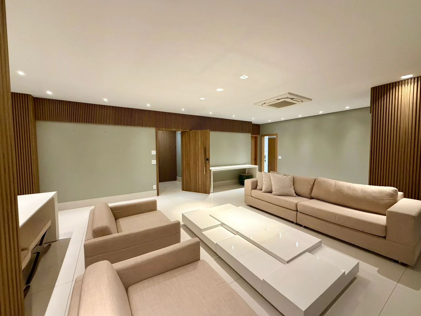 CASA OPUS AREIÃO · AP 2000