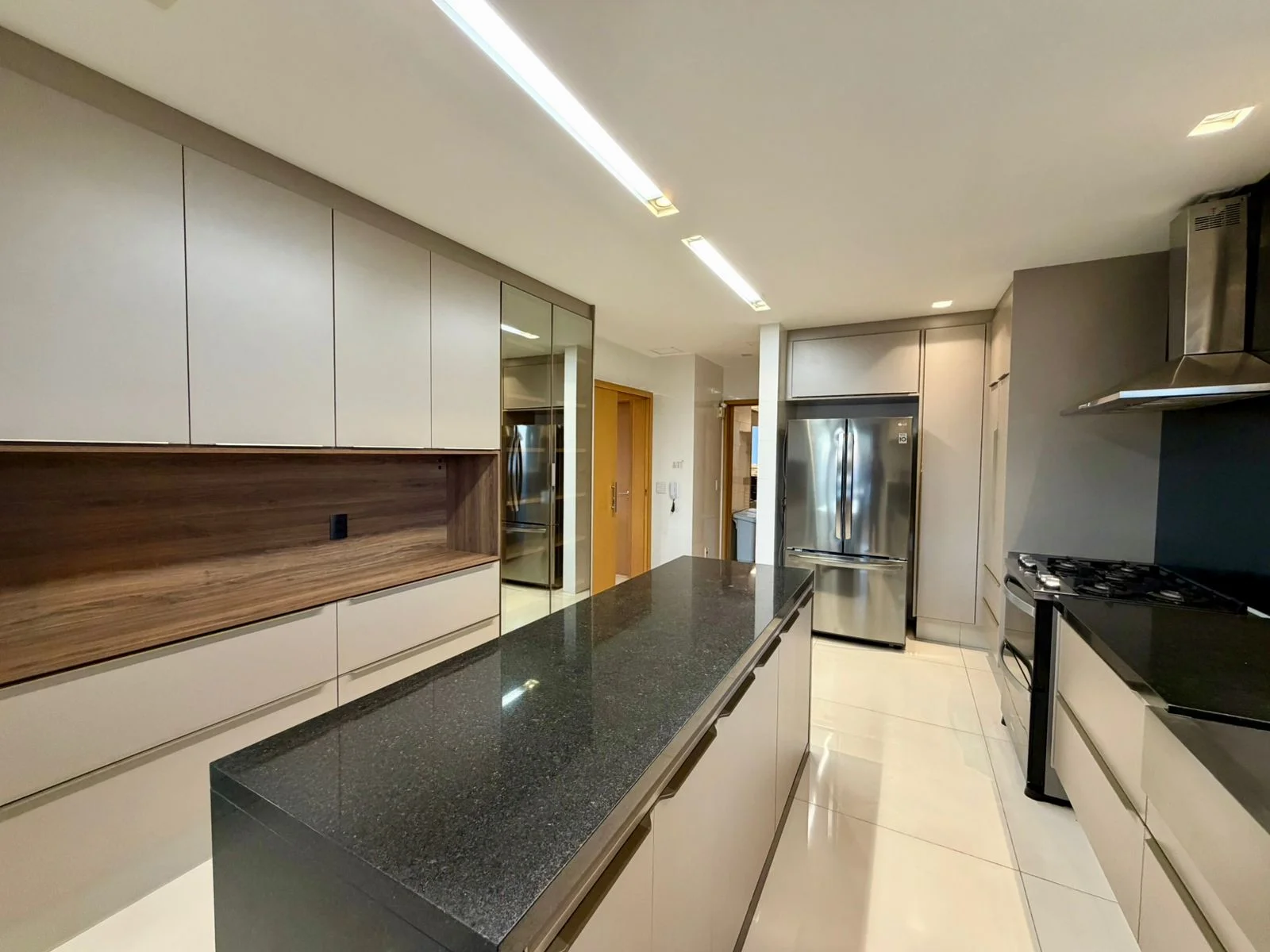 CASA OPUS AREIÃO · AP 2000